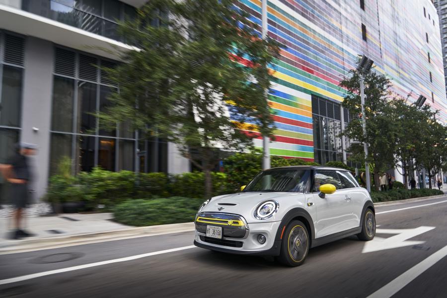  Mini Cooper SE (F56) 2020 года  (NA) (фото 25 из 342)